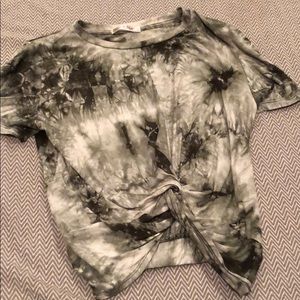 Olive green crop knot top!